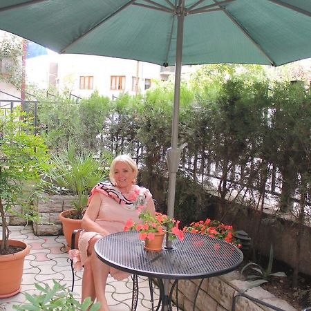 Apartment Vake Tbilisi Exterior foto